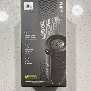 JBL Flip 5 Bluetooth Speaker - Black Matte